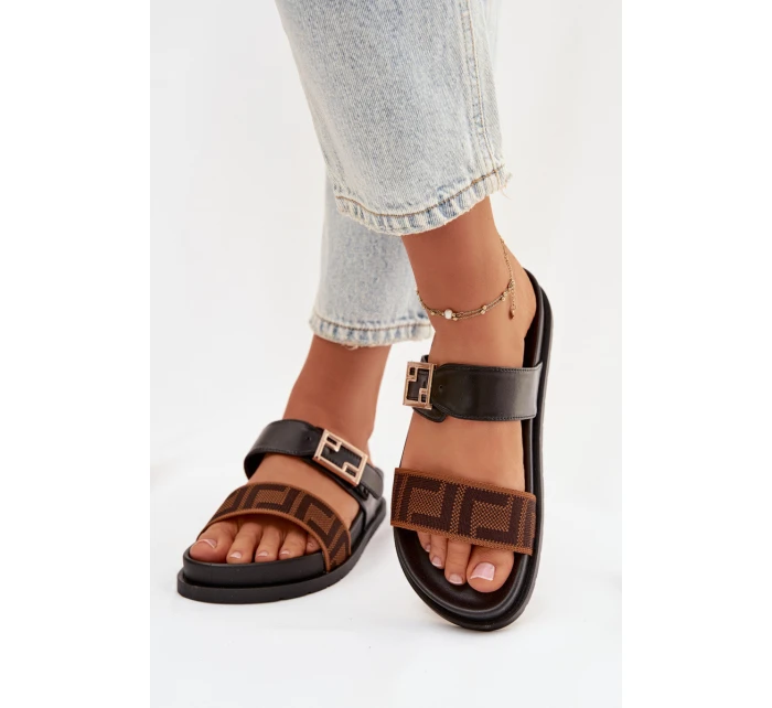 Dámské pantofle se zlatým sponou Černé model 21898346 - Boto Dámské pantofle se zlatým sponou Černé model 21898346 - Boto