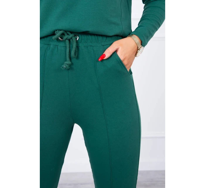 Sada s knoflíkovým výstřihem zelené barvy Sada s knoflíkovým výstřihem zelené barvy