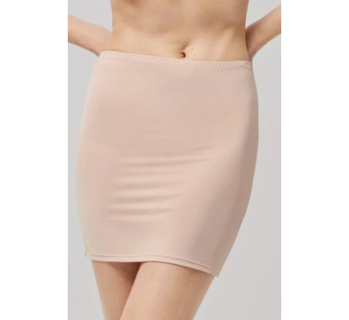 model 20124756 - Ysabel Mora