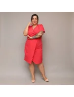 Dámské  šaty v korálové barvě v délce ke kolenům model 20070154 - Moon