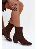 Semišové dámské boty na podpatku zateplené hnědé model 21747763 - Boto Semišové dámské boty na podpatku zateplené hnědé model 21747763 - Boto