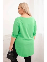 Dámská bavlněná blůza Plus Size s výstřihem do V a ohrnutým rukávem světle zelená Dámská bavlněná blůza Plus Size s výstřihem do V a ohrnutým rukávem světle zelená