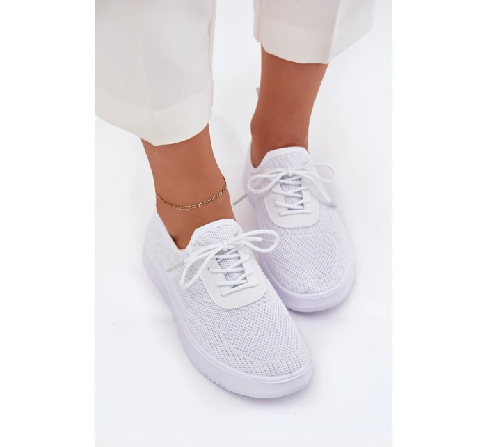 Dámské bílé textilní boty na platformě model 21702961 - Boto