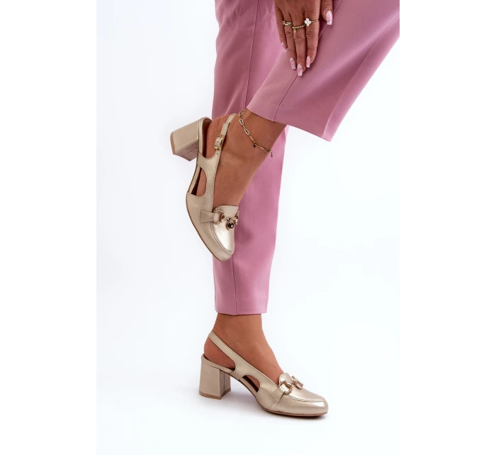 Kožené sandály na podpatku model 21659451 Zlaté - Maciejka