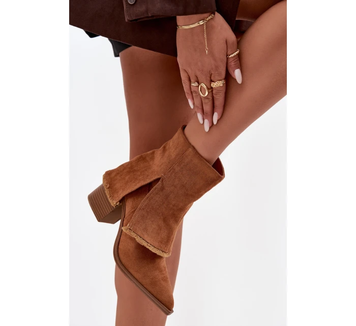 Dámské kotníkové boty na podpatku s otočeným lemem Camel Idalia Dámské kotníkové boty na podpatku s otočeným lemem Camel Idalia