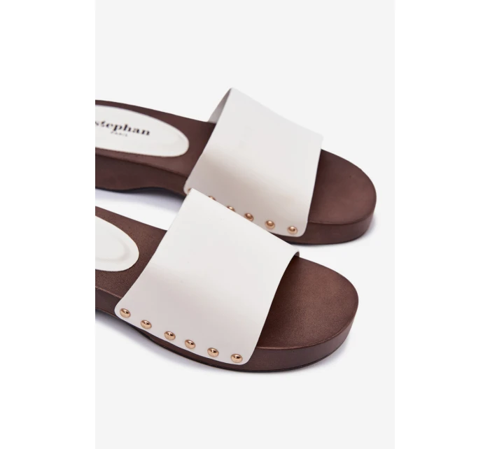 Dámské nazouváky s přezkami bílé Terissa Dámské nazouváky s přezkami bílé Terissa