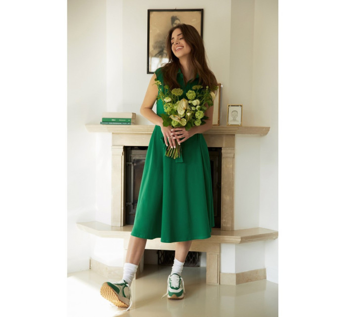 Bavlněné šaty ve střihu zelené model 18407255 - BeWear
