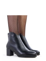 Boty na podpatku  model 218817 Solea