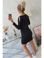 Šaty s potiskem model 18744034 černé - K-Fashion Šaty s potiskem model 18744034 černé - K-Fashion