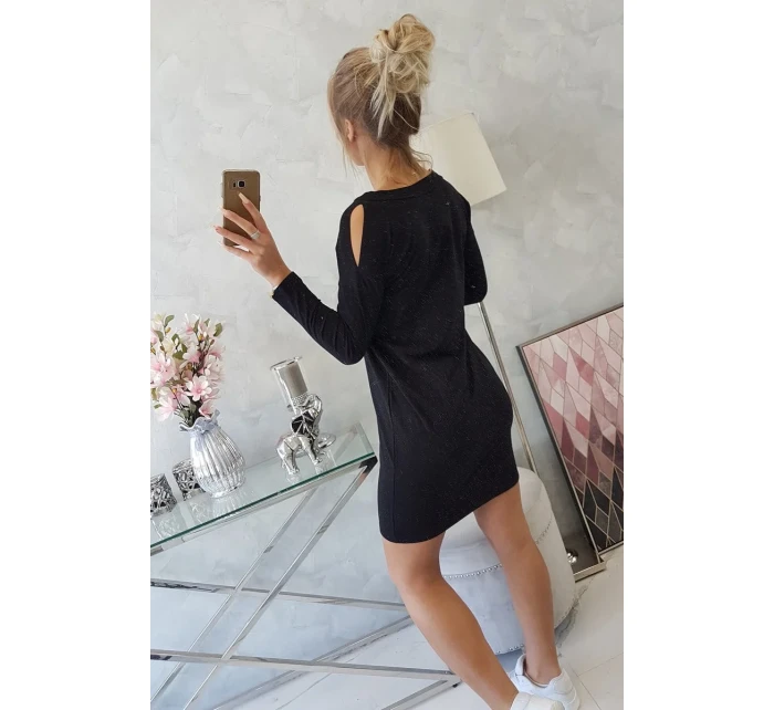 Šaty s potiskem model 18744034 černé - K-Fashion Šaty s potiskem model 18744034 černé - K-Fashion