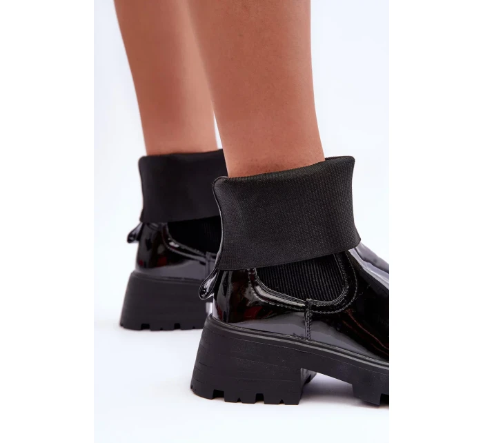 Dámské lesklé boty s kotníkem černé  Pavo