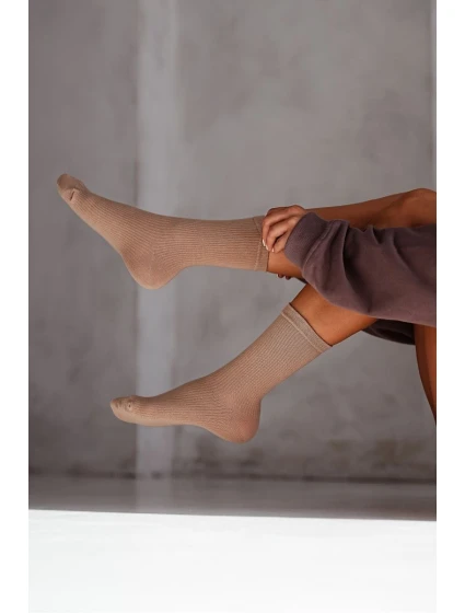 Dámské ponožky s proužky – béžové Dámské ponožky s proužky – béžové