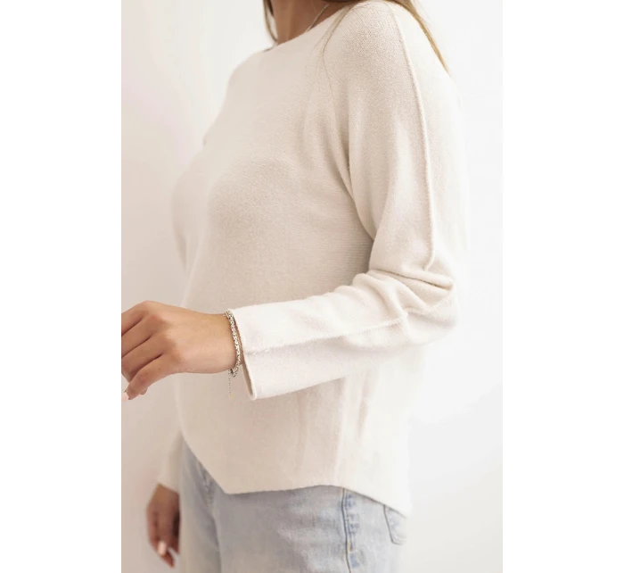 Svetr dámský z viskózy s dlouhým rukávem a kulatým výstřihem béžový
