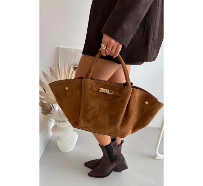 Kožená kabelka z přírodního semiše Camel model 21721790 - Boto