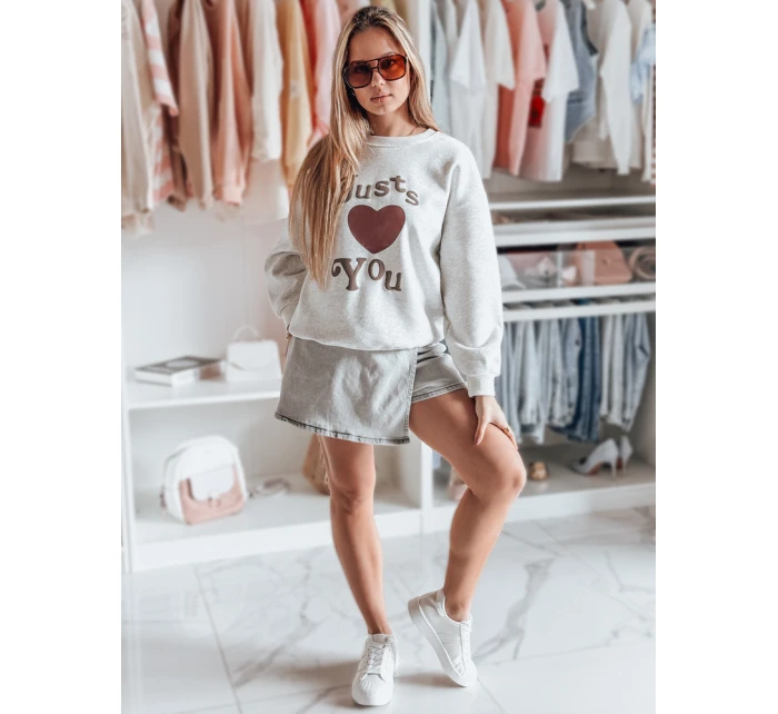 Dámská oversize mikina s potiskem LOVE šedá Dstreet model 21988185 - FashionStreet Dámská oversize mikina s potiskem LOVE šedá Dstreet model 21988185 - FashionStreet