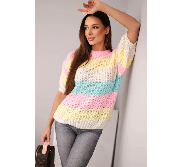 Dámský svetr s krátkým rukávem v barevných pruzích krajkový světle růžový