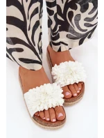 Dámské Klapky Na Platformě S Ozdobnými Květinami Bílé Tessara Dámské Klapky Na Platformě S Ozdobnými Květinami Bílé Tessara