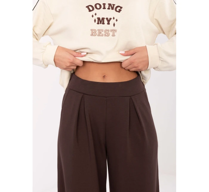 Spodnie dresowe RV DR model 21480438 ciemny brązowy - FPrice Spodnie dresowe RV DR model 21480438 ciemny brązowy - FPrice