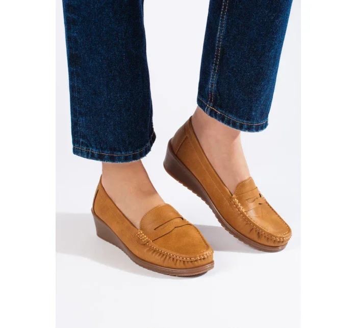 Módní dámské hnědé mokasíny na klínku Módní dámské hnědé mokasíny na klínku
