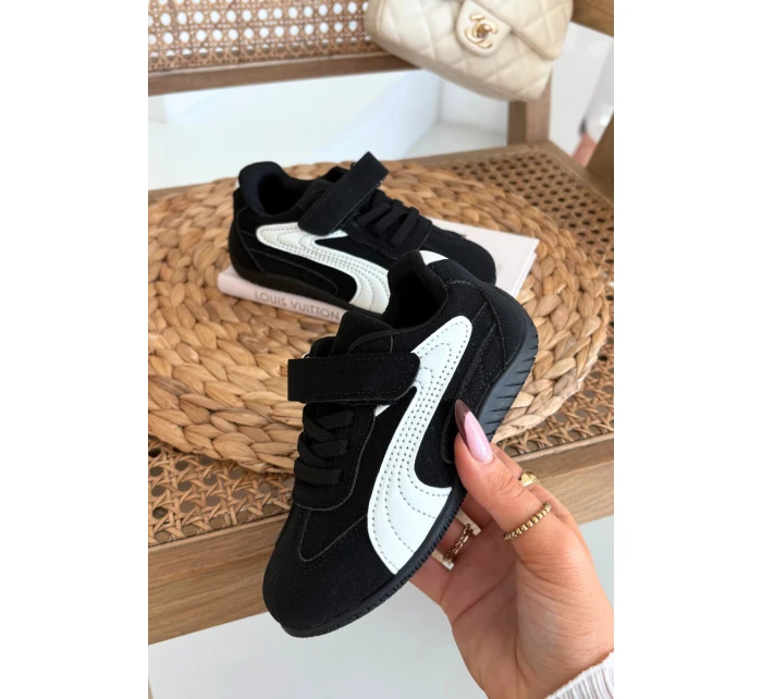 Dětské sportovní boty s přezkou Černo-bílé Perrin Dětské sportovní boty s přezkou Černo-bílé Perrin