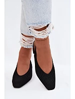 Materiálové dámské sandály na podpatku Černé model 22102921 - Boto