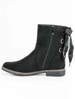 Módní kotníčkové boty dámské černé na plochém podpatku Módní kotníčkové boty dámské černé na plochém podpatku