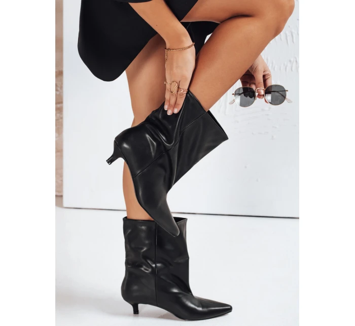 Dámské černé kozačky Dstreet model 21993430 - FashionStreet