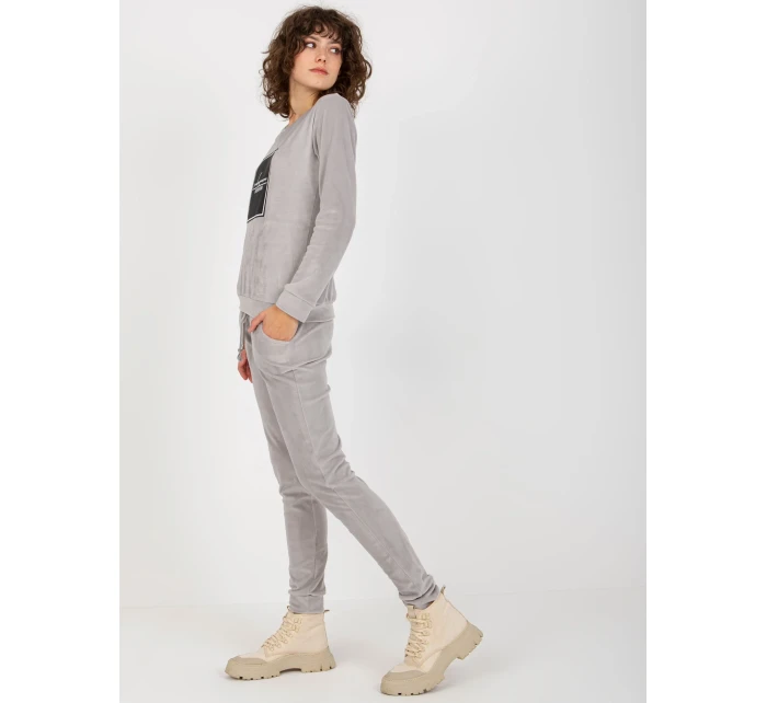 Sada RV KMPL 8440.58P světle šedá