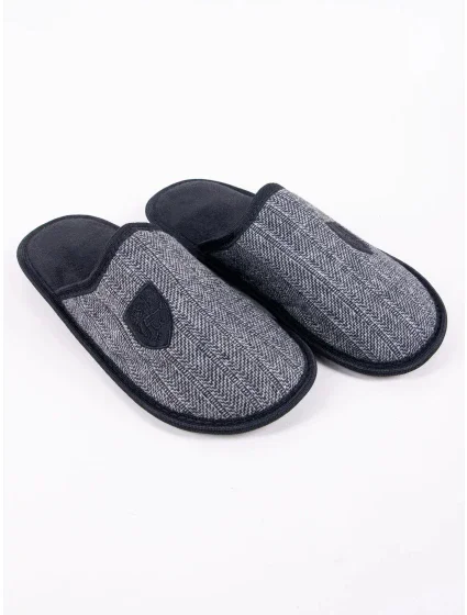 Pánské pantofle OKL-0107F-3400 Černá s šedou - Yoclub Pánské pantofle OKL-0107F-3400 Černá s šedou - Yoclub