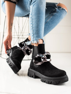 Krásné černé  kotníčkové boty dámské na plochém podpatku