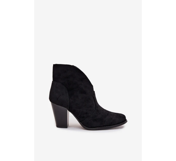 Dámské kotníčkové boty na podpatku z eko semiše černé model 21711578 - Boto