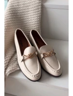 Dámské loafersy s ozdobným detailem – světle béžové Rosynne Dámské loafersy s ozdobným detailem – světle béžové Rosynne