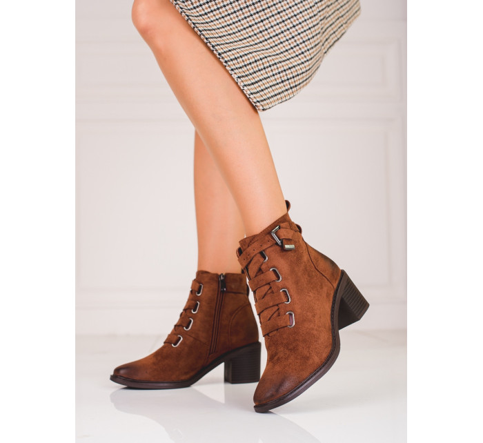 Trendy dámské  kotníčkové boty hnědé na širokém podpatku