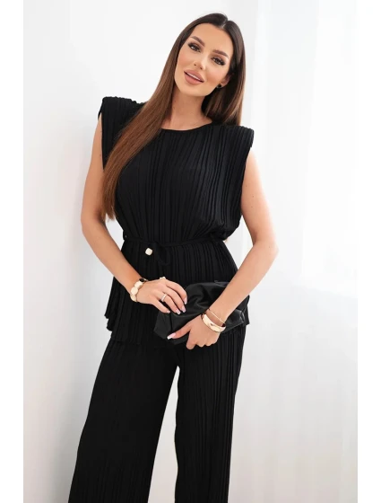 Dámský plisovaný komplet z viskózy s vázanou halenkou a širokými kalhotami černý Dámský plisovaný komplet z viskózy s vázanou halenkou a širokými kalhotami černý
