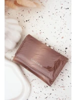 Lakovaná dámská peněženka s třpytivými detaily Cermina – béžová Lakovaná dámská peněženka s třpytivými detaily Cermina – béžová