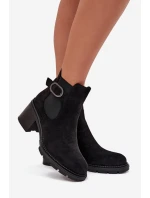 Zateplené dámské boty na podpatku s ozdobnou sponou černé model 21706995 - Boto Zateplené dámské boty na podpatku s ozdobnou sponou černé model 21706995 - Boto