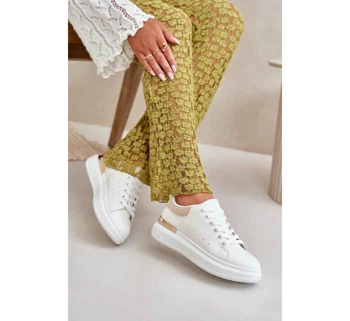 Nízké Dámské Tenisky Na Platformě Z Eko Kůže Bílo-Béžové Nevelena Nízké Dámské Tenisky Na Platformě Z Eko Kůže Bílo-Béžové Nevelena