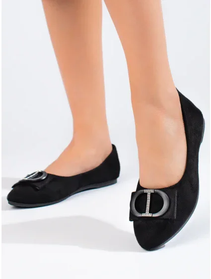 Zajímavé černé dámské  baleríny bez podpatku