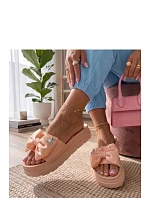 Klapky na platformě model 227263 Solea