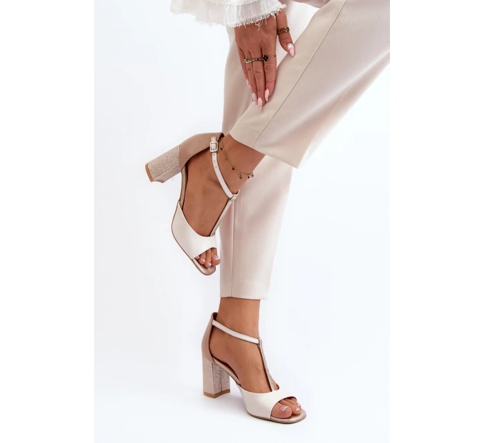 Kožené sandály na podpatku Laura Messi 2759 béžové Kožené sandály na podpatku Laura Messi 2759 béžové