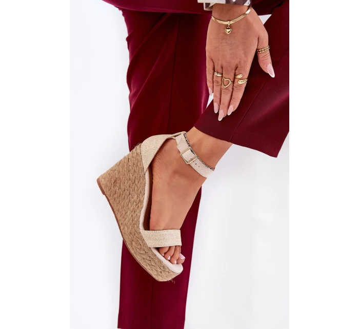 Dámské Sandály Na Klínu S Pletením Béžové model 21687930 - Boto