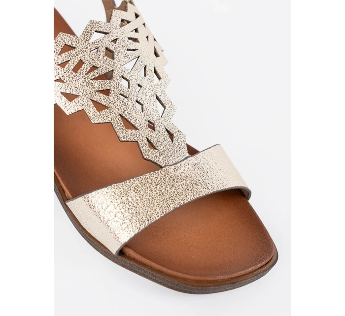 Módní dámské zlaté  sandály bez podpatku