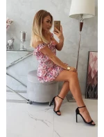 Šaty s pruhy v pase v pudrově růžové barvě Šaty s pruhy v pase v pudrově růžové barvě