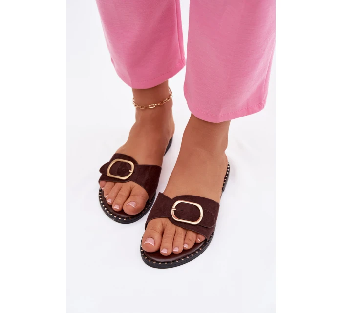 Dámské pantofle na ploché podrážce se zlatou sponou čokoládové Selivelle