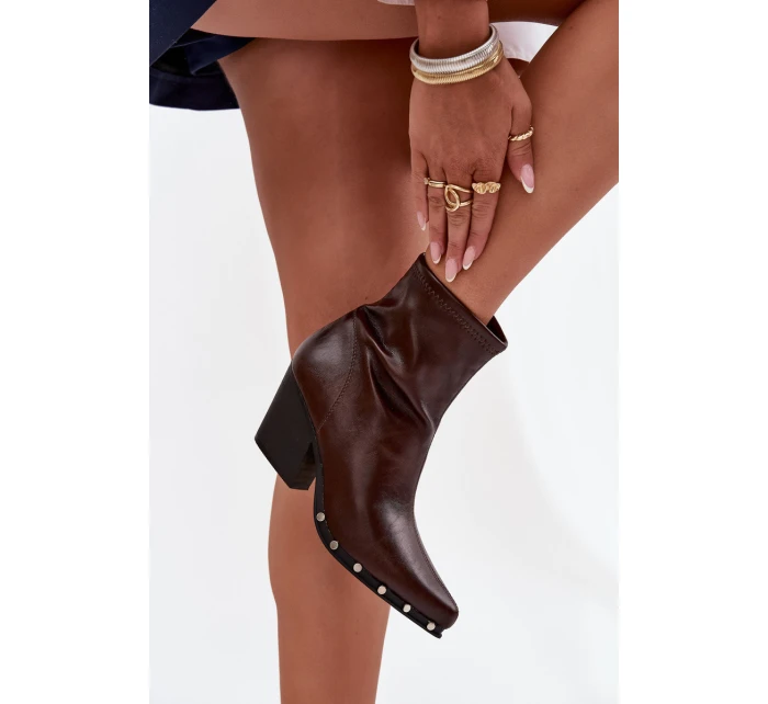 Dámské boty z eko kůže na sloupku hnědé model 21709985 - Boto Dámské boty z eko kůže na sloupku hnědé model 21709985 - Boto