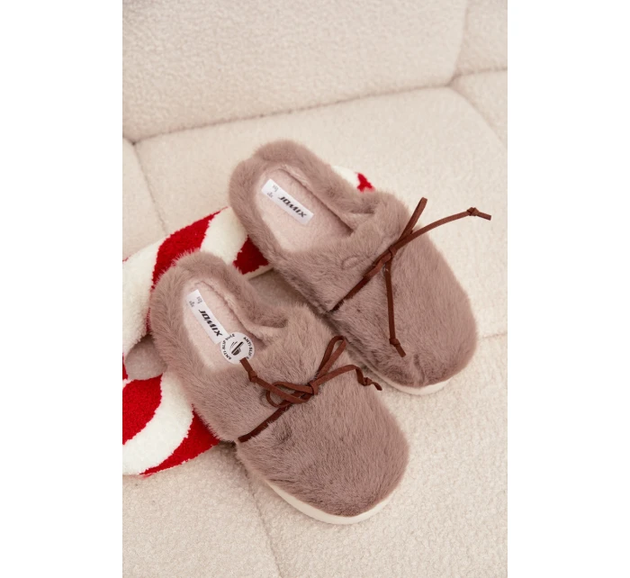 Kožešinové pantofle s mašlí khaki model 21772510 - Boto Kožešinové pantofle s mašlí khaki model 21772510 - Boto