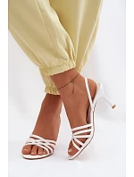 Sandály na podpatku  model 227439 Step in style