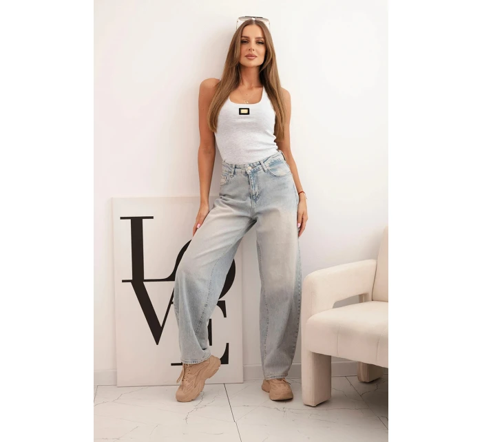 Dámská pruhovaná top na ramínkách s ozdobnou nášivkou světle šedá