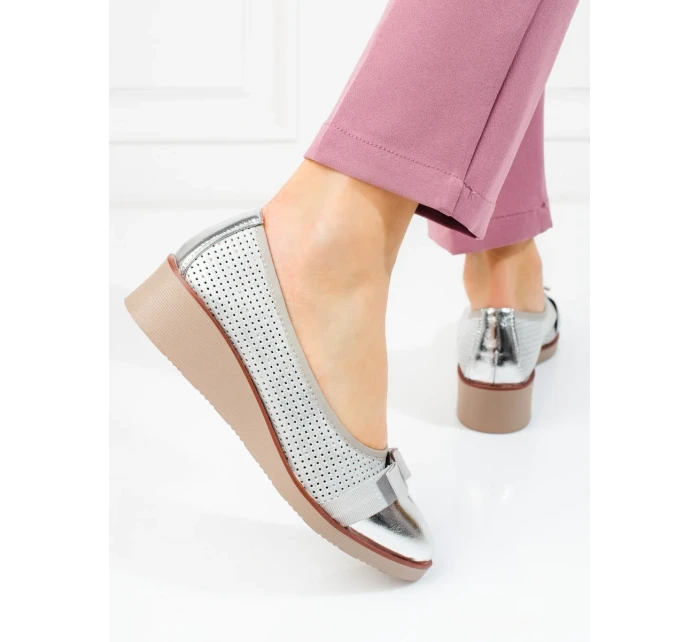 Moderní  lodičky Srebrny dámské na klínku