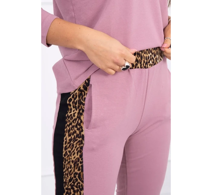 Sada s leopardím potiskem tmavě růžová Sada s leopardím potiskem tmavě růžová